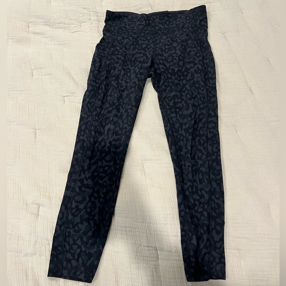 Lululemon Leggings Size 8 leopard print